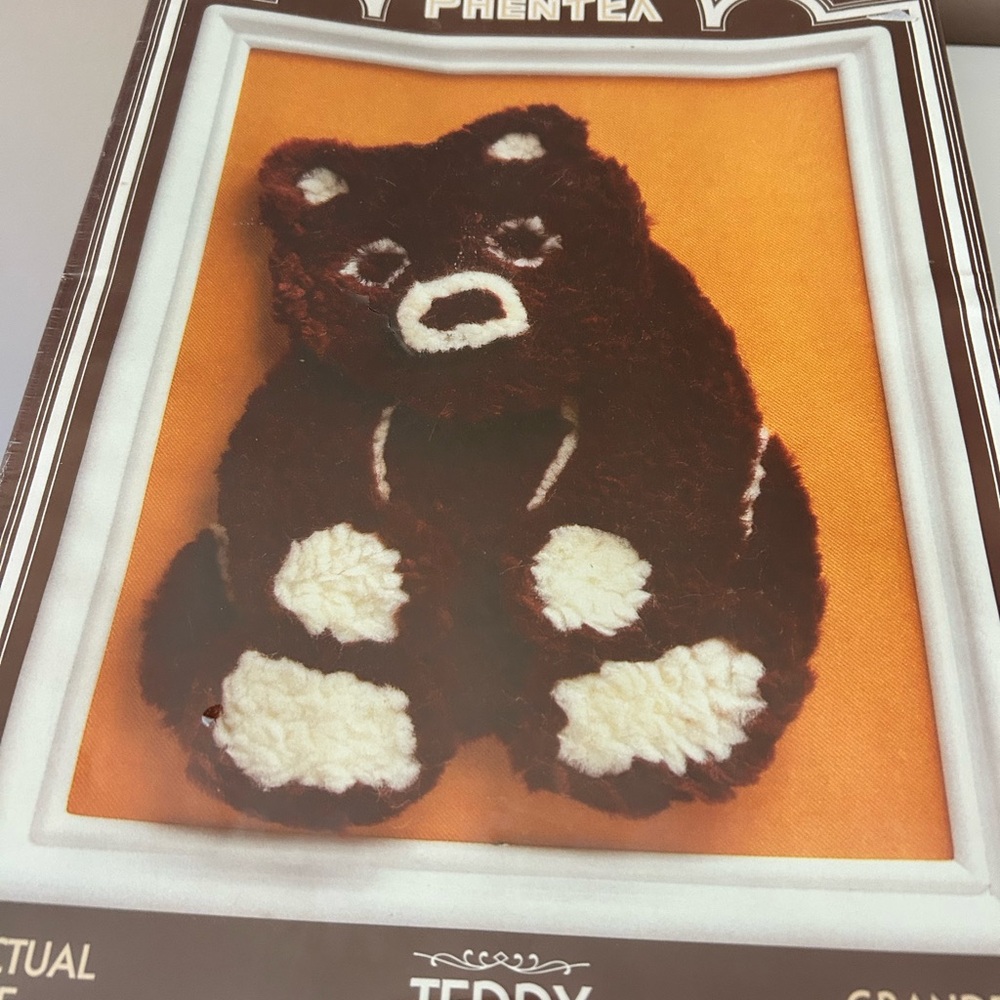 1982 Phentex Teddy Bear Crochet Kit NWT
